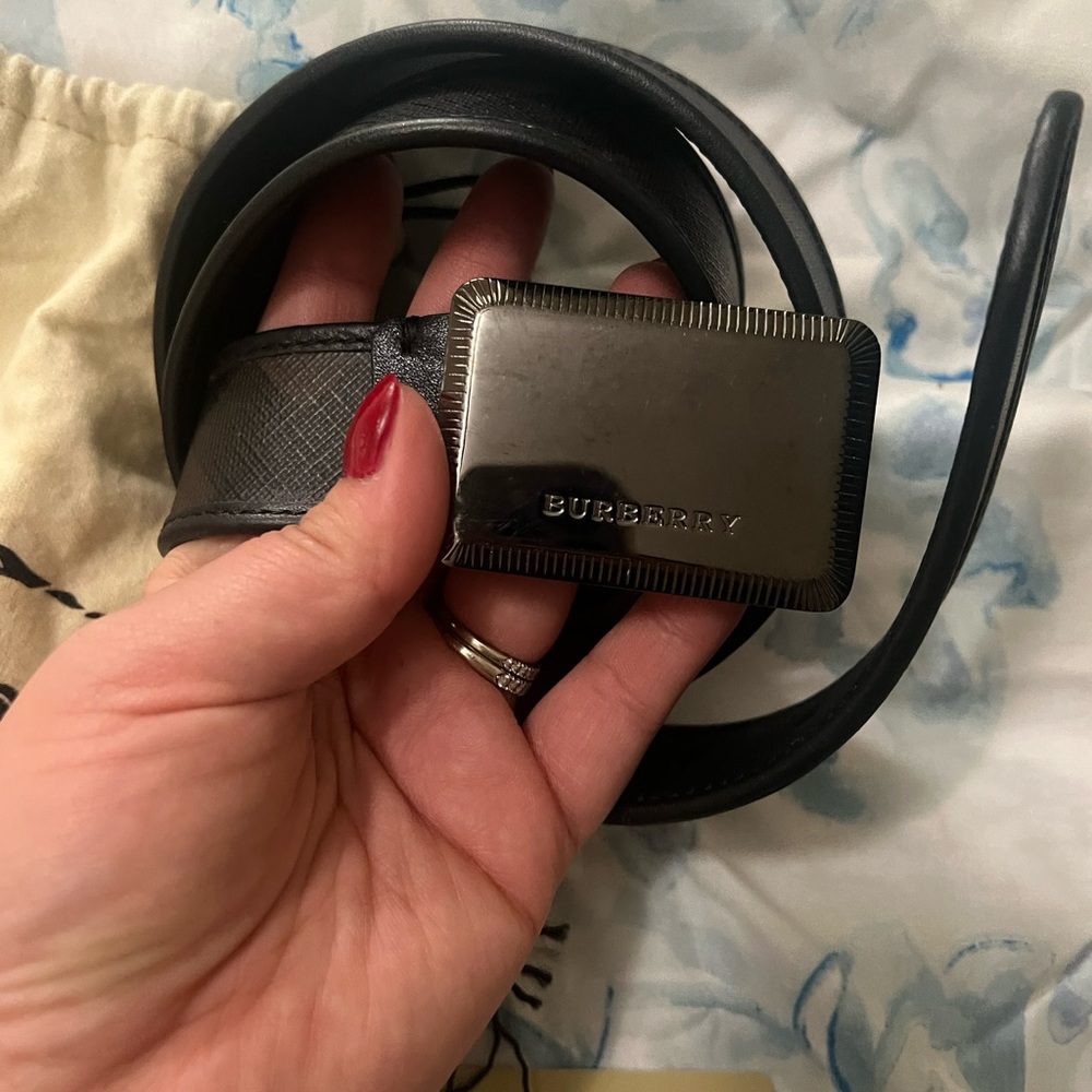 Burberry belt size 38 unisex